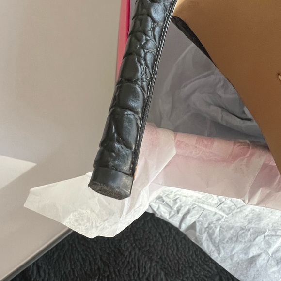 25% Off - Tall Vince Camuto Black Boots Like New, sz 8.5 - Picture 6 of 12